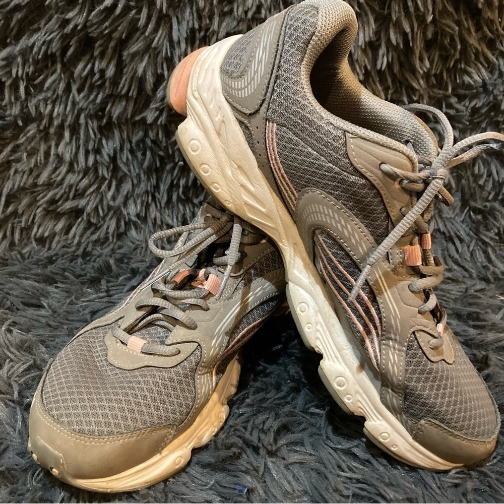 Ladies Ryka Air Plus Waling Shoe